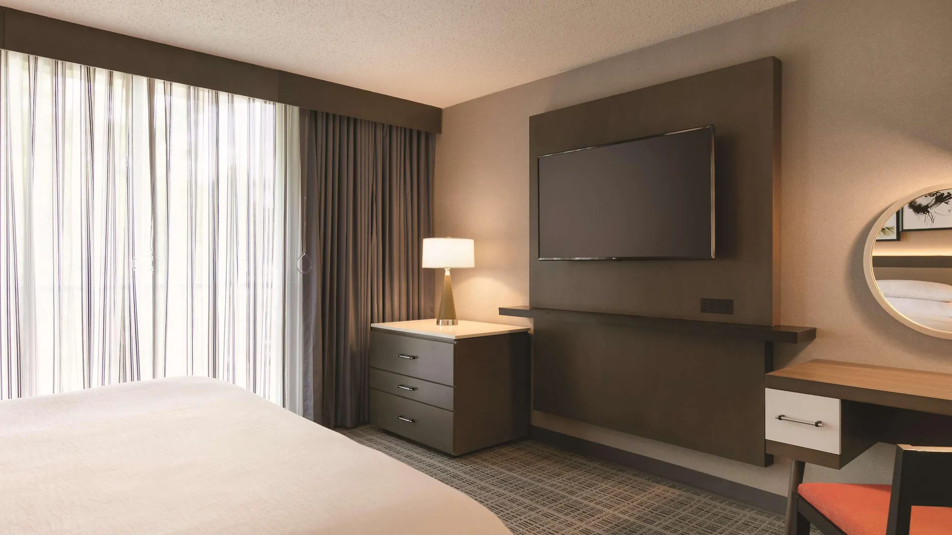 Hotel Embassy Suites By Hilton Richmond Dumbarton
