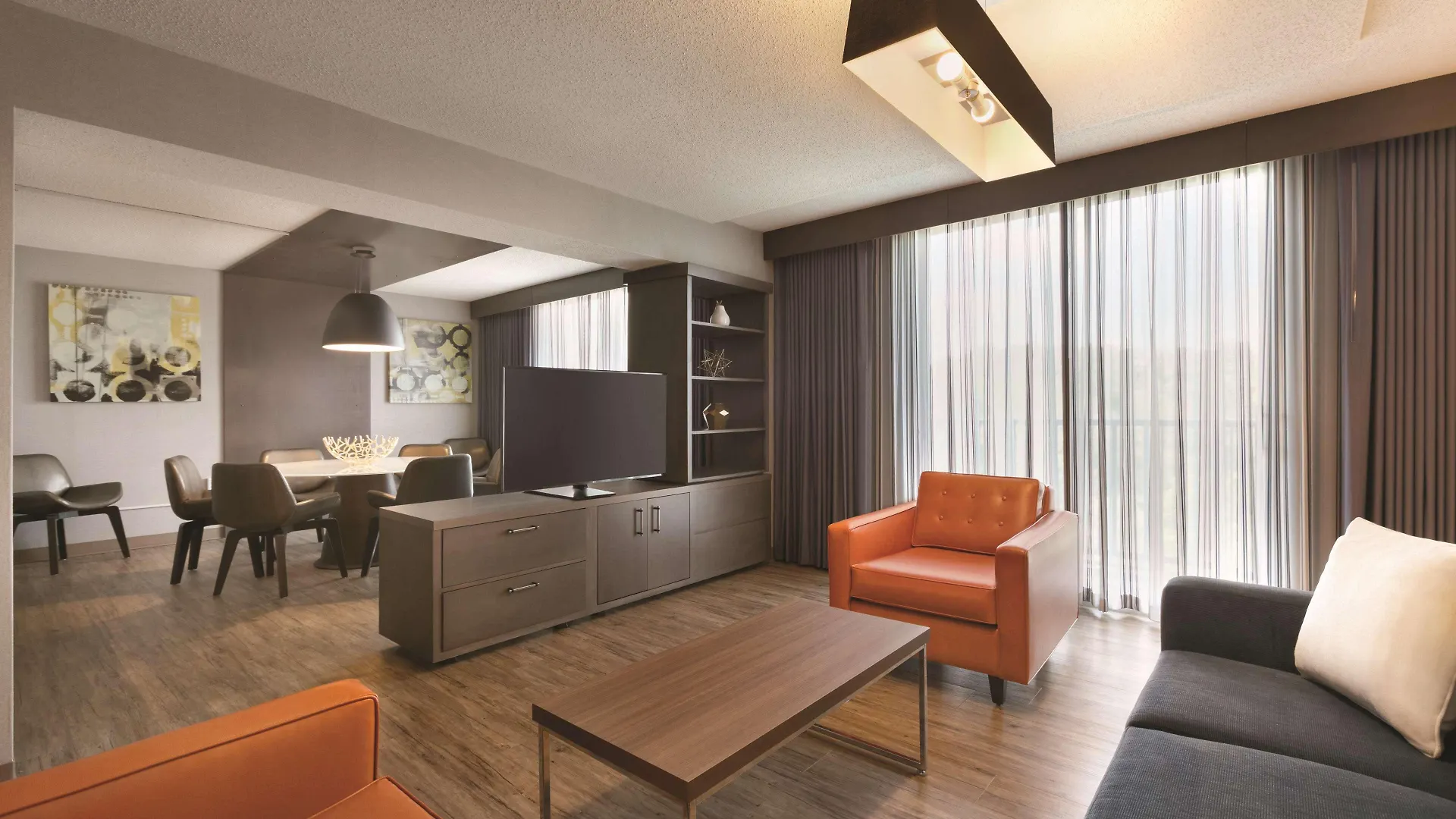Hotel Embassy Suites By Hilton Richmond Dumbarton