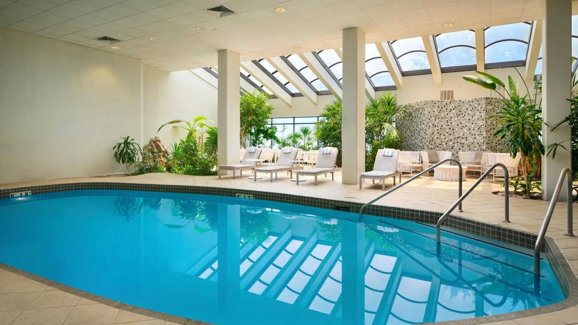 Embassy Suites By Hilton Richmond Dumbarton Hotel